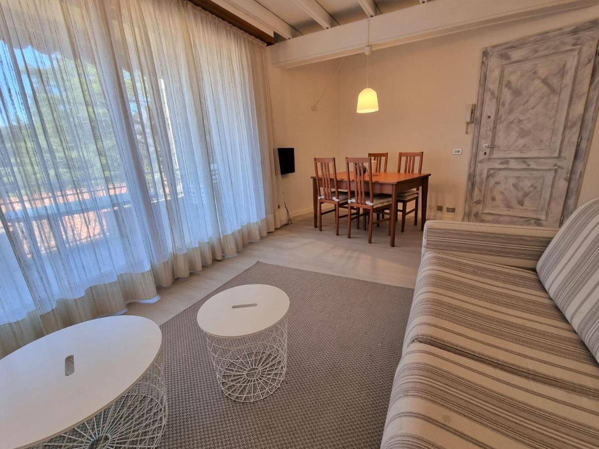 Apartment Hermitage-5 By Interhome Porto Valtravaglia Exterior photo